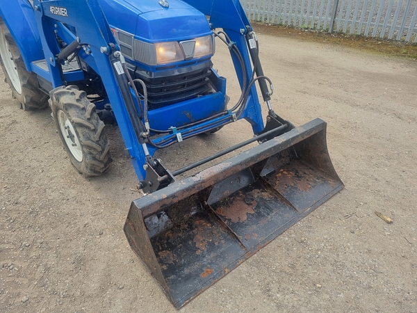 Chris Atkin & Son Ltd - Iseki GEAS 23
